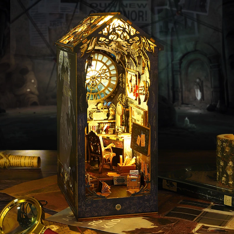 Twilight Cottage Book Nook